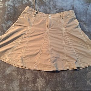 Sahalie Women's Size 16 Skort Skirt - Taupe